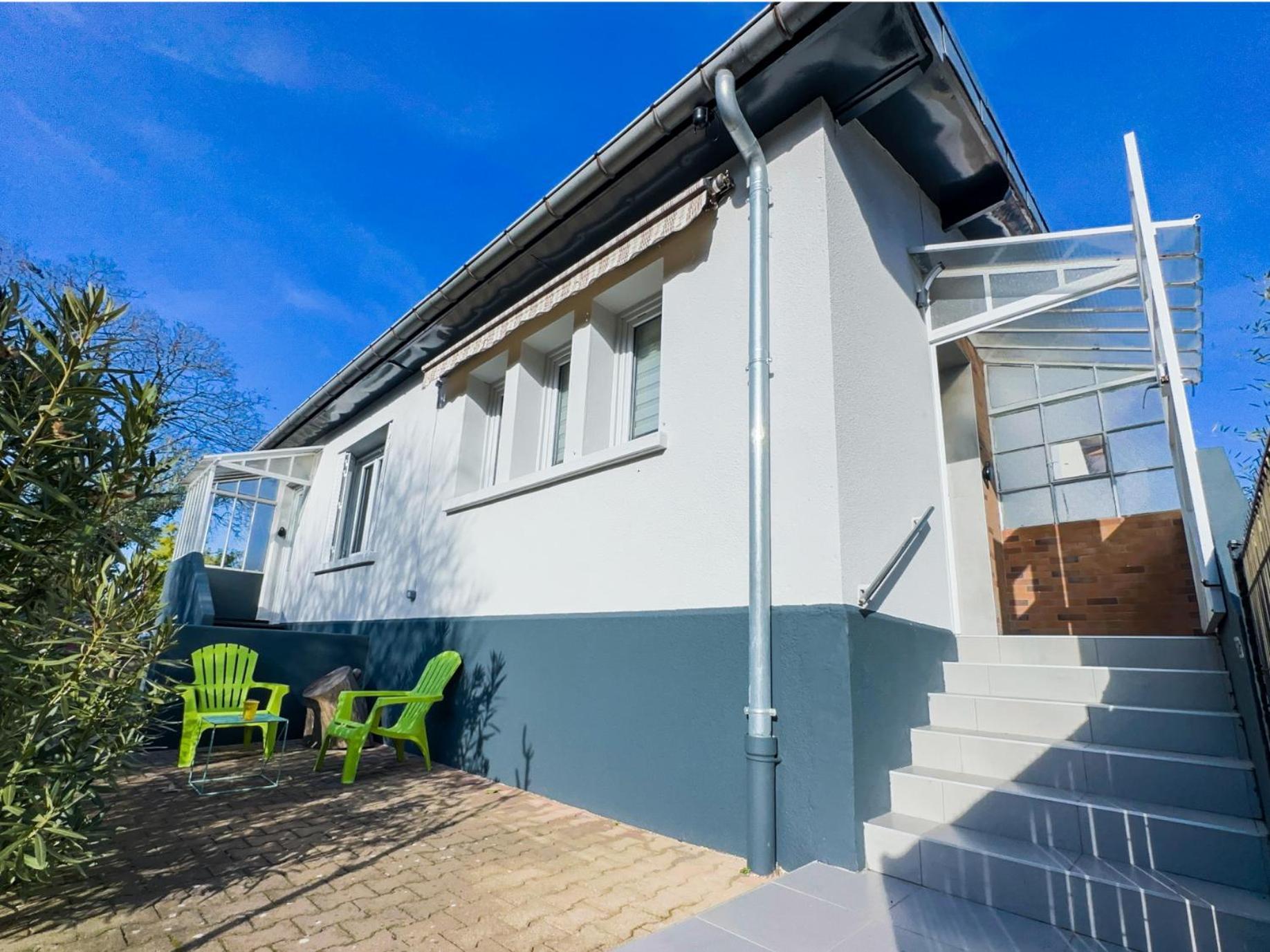 Serenity Suite Venissieux Exterior photo